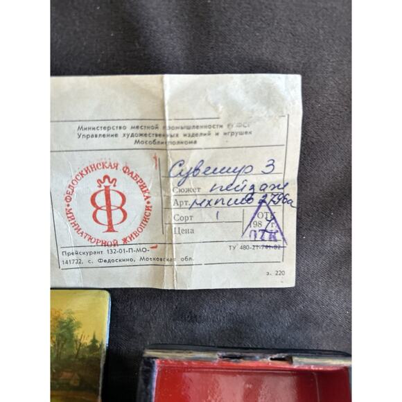 Fedoskino Russian Lacquer Box Signed Hand Painted Village Scene USSR 1983 Cert - Picture 5 of 10